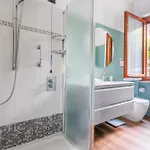 דירה Family Flat Con Giardino, 2 Bagni, 6 Ospiti