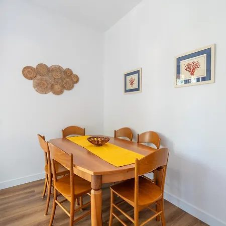 Apartamento Family Flat Con Giardino, 2 Bagni, 6 Ospiti *