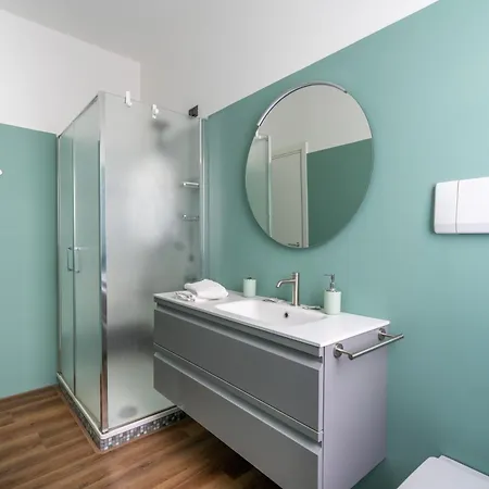 Family Flat Con Giardino, 2 Bagni, 6 Ospiti * Rapallo